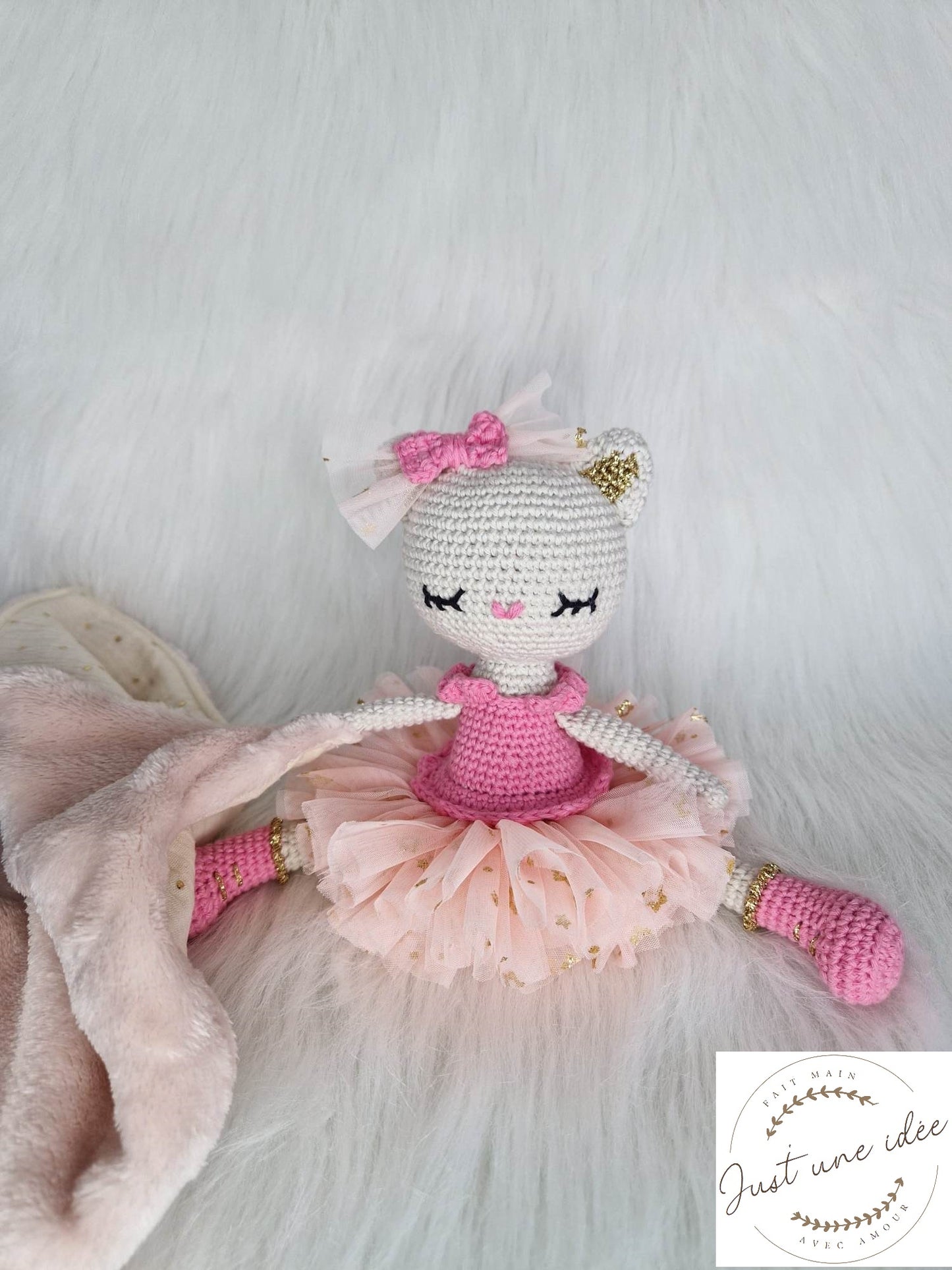 Chaton danseuse avec lange - doudou, peluche