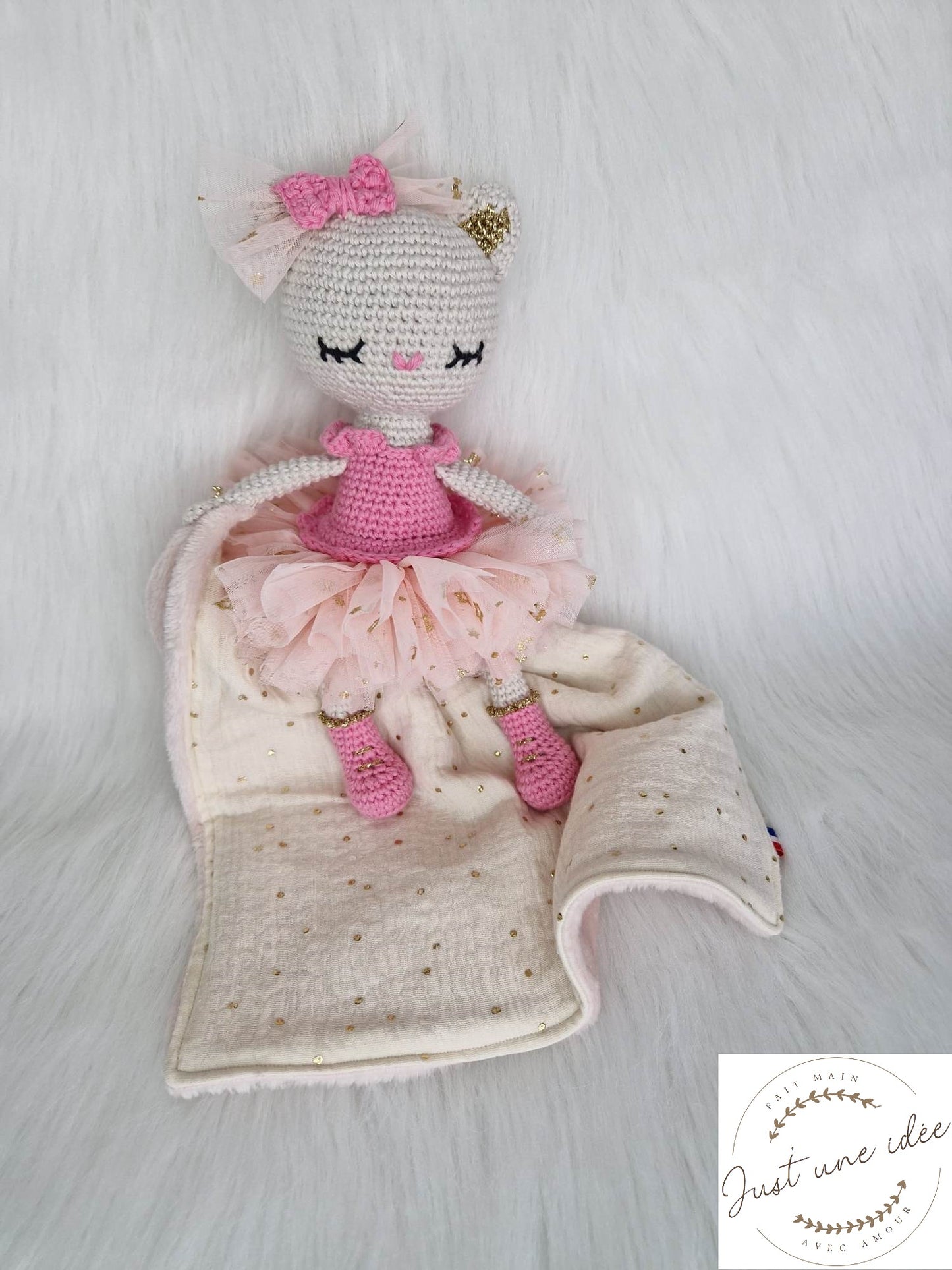 Chaton danseuse avec lange - doudou, peluche