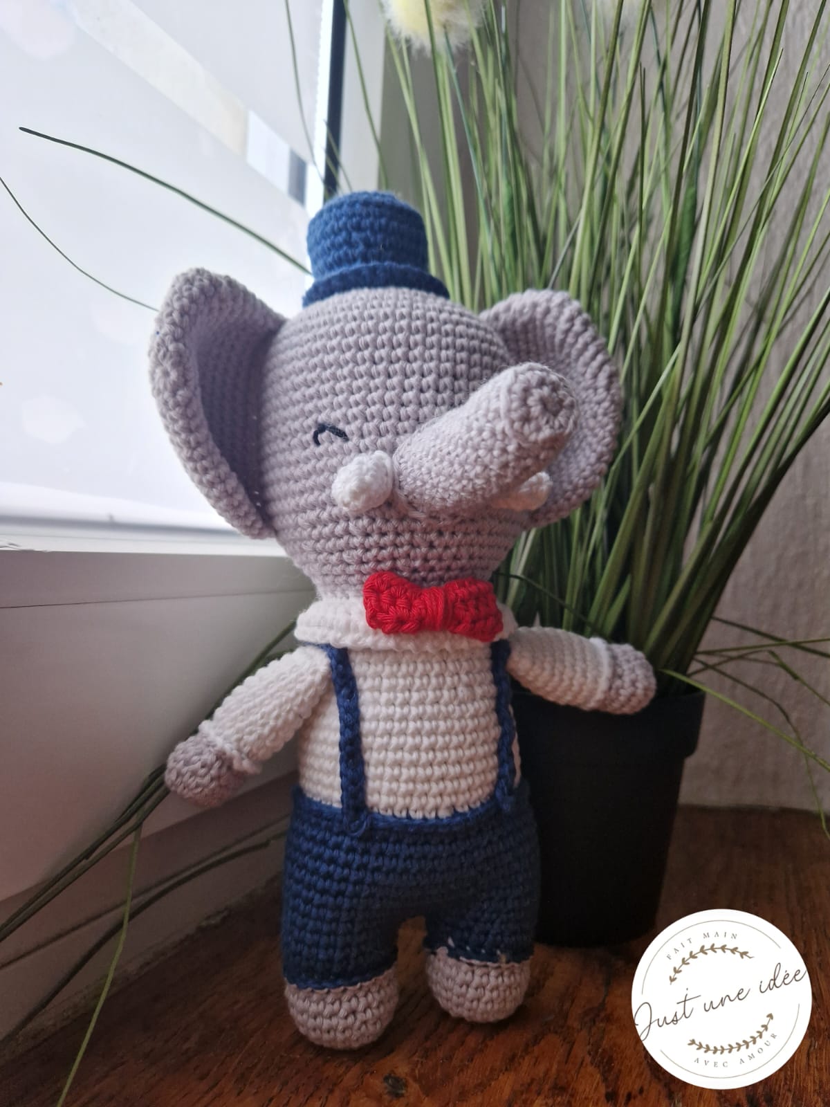 Eléphant - doudou, peluche