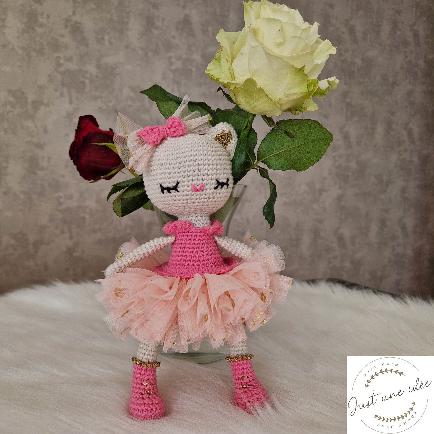 Chaton danseuse avec lange - doudou, peluche